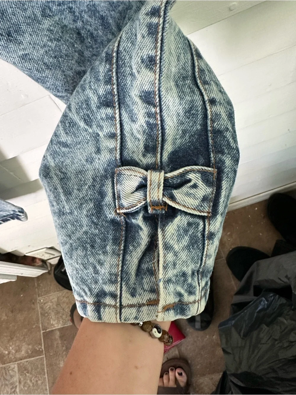 Acid Wash High-Waist Jeans - Blue vintage Chic with bows size 11